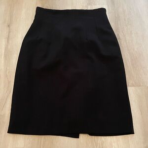 Sophisticated Black mini Skirt for Women